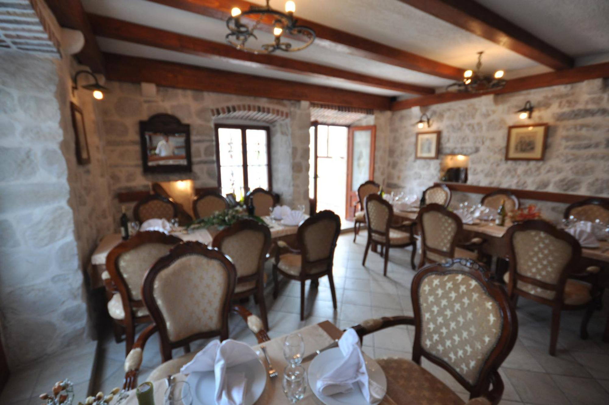 Hotel Admiral Perast Exterior photo